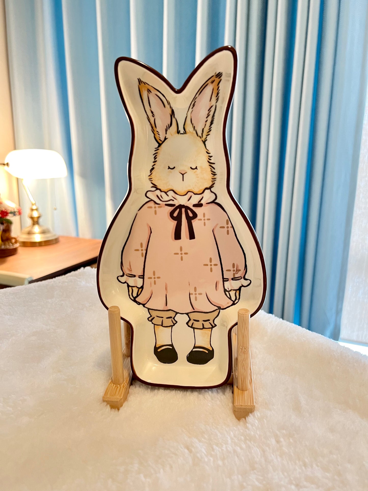 Vintage Bunny Shaped Plate 10"