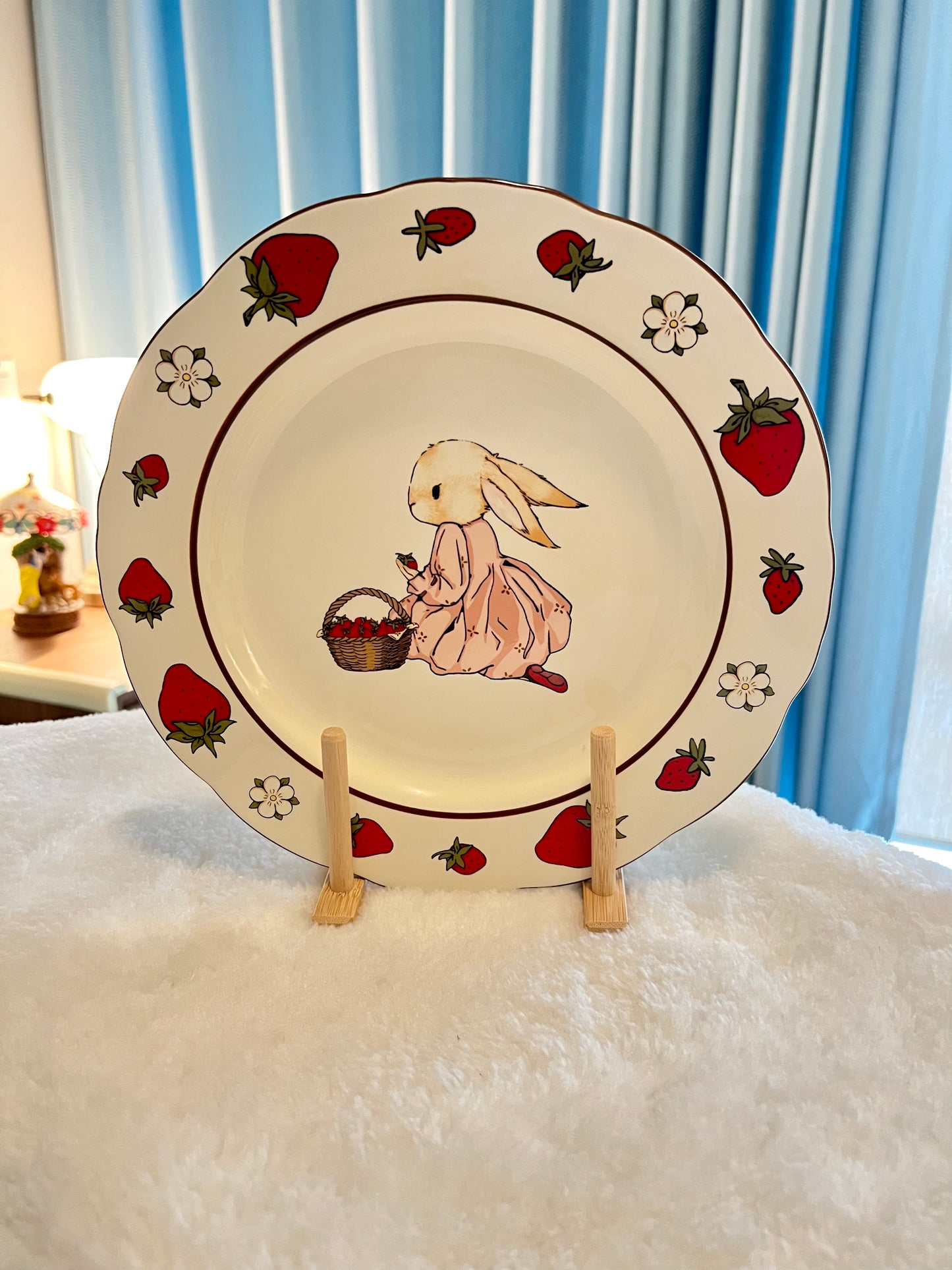 Vintage Bunny Plate 10"