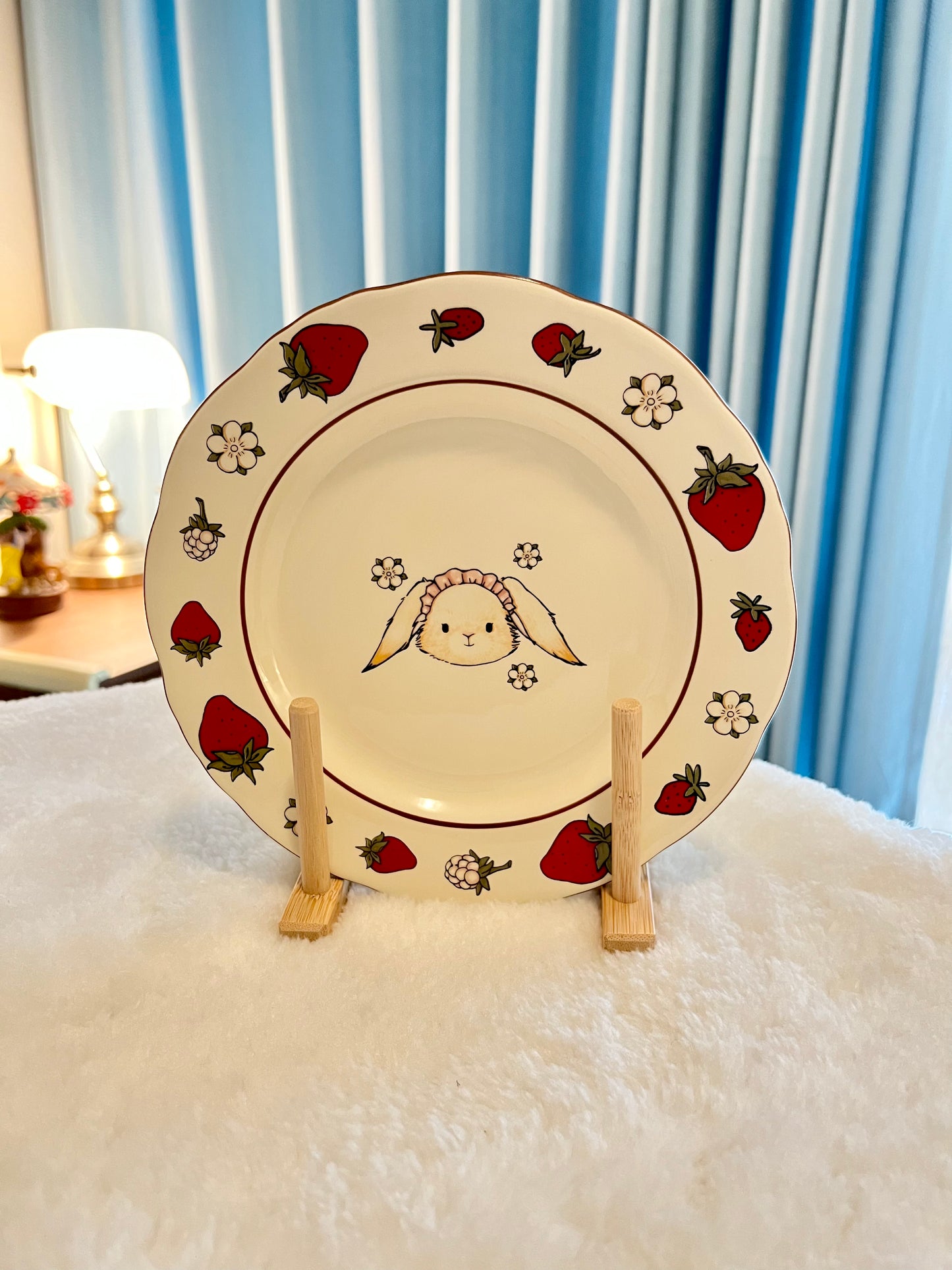 Vintage Bunny Plate 8"