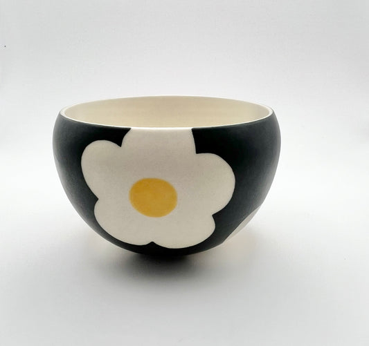 YEZI Studio Handcraft Cup (flower black)